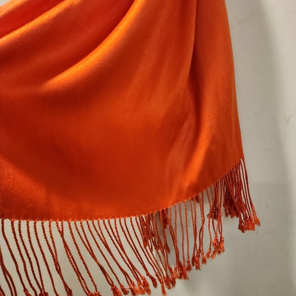 JONES NEW YORK Orange Light Weight Acrylic Scarf 22" x 72" - Picture 5 of 9